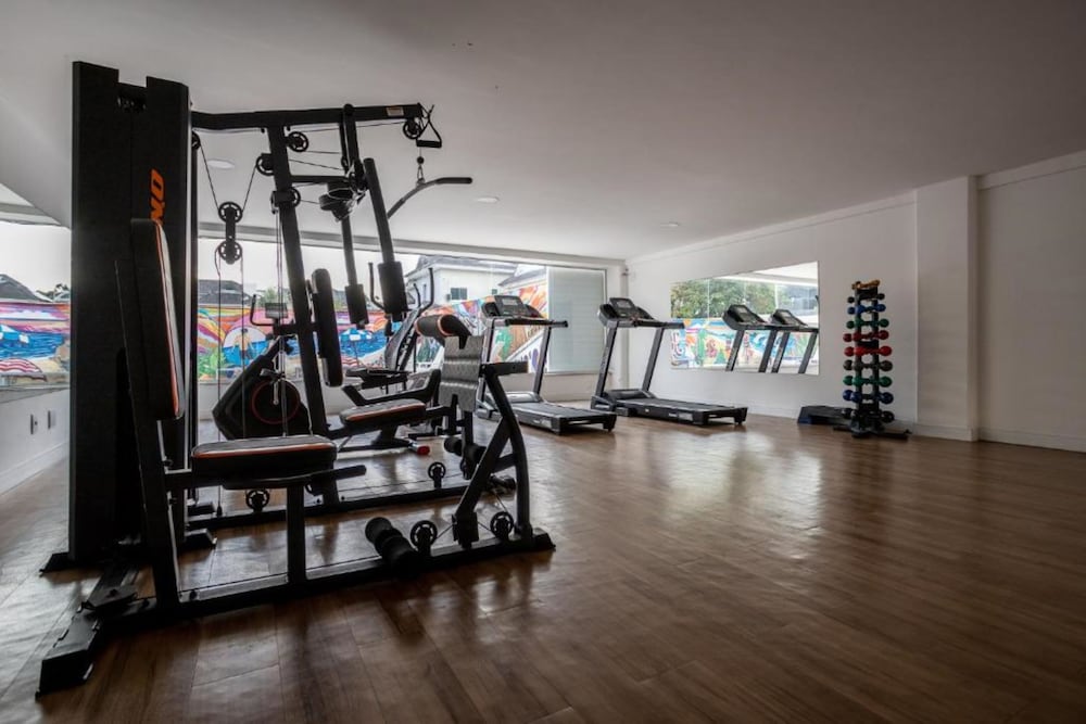 americas townhouse recreio