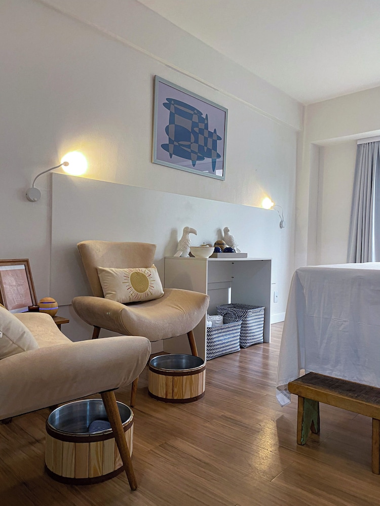 americas townhouse recreio