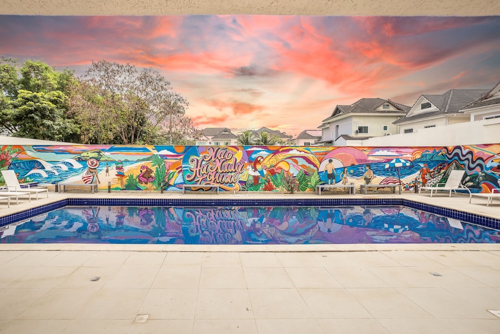 americas townhouse recreio