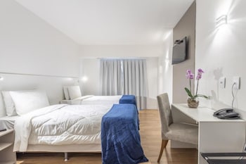 americas townhouse recreio