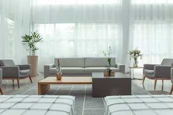 americas townhouse recreio