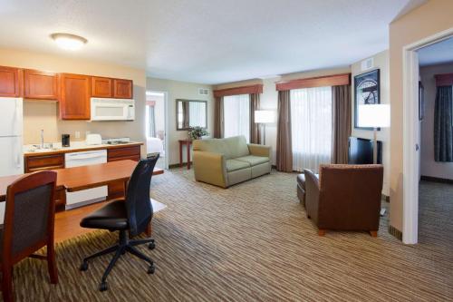 grandstay residential suites rapid city