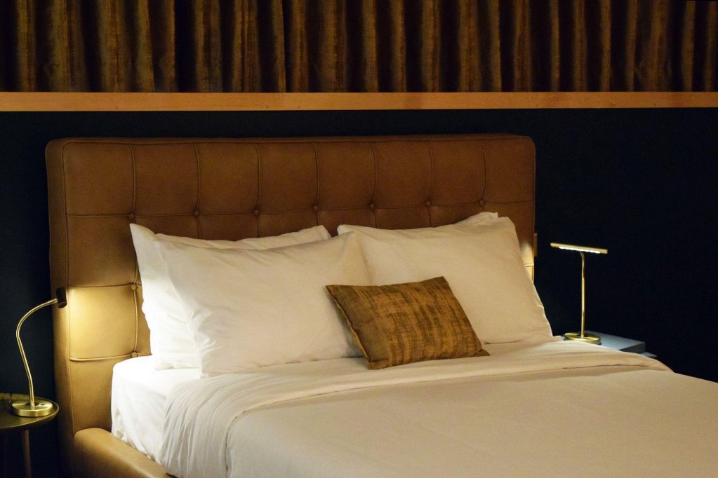 hotel nomad