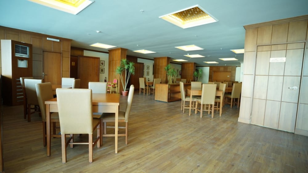 rose jeddah hotel