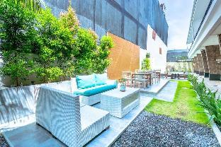 lega legi town house seminyak by the lavana