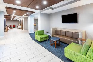holiday inn express and suites del rio by ihg
