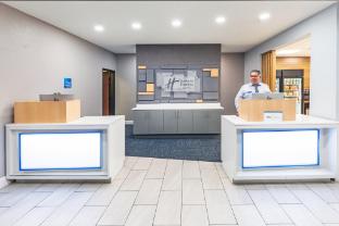 holiday inn express and suites del rio by ihg