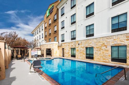 holiday inn express and suites del rio by ihg