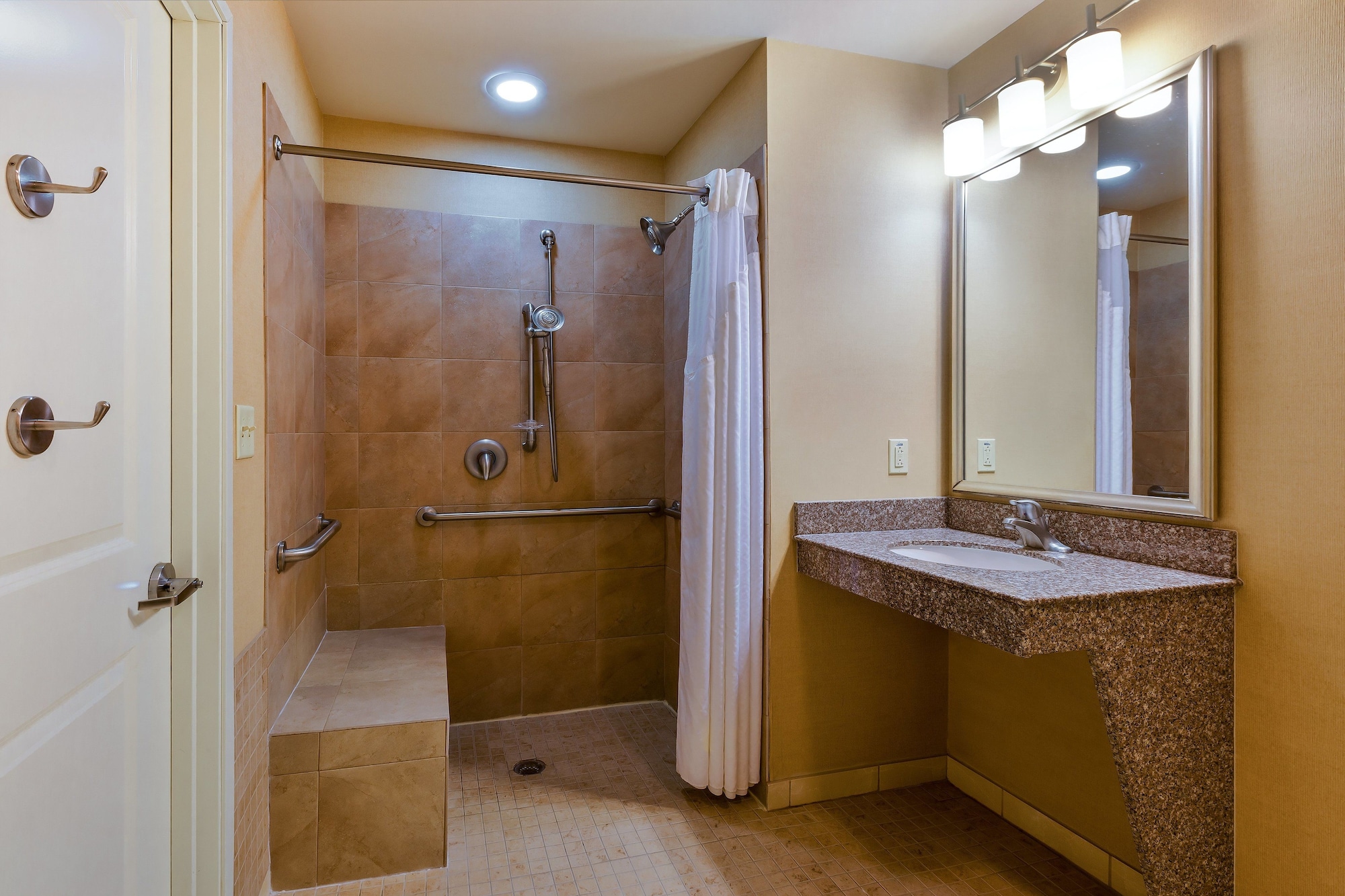 holiday inn express and suites alpine southeast by ihg