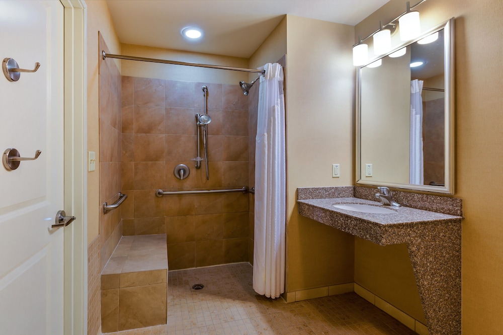 holiday inn express and suites alpine southeast by ihg