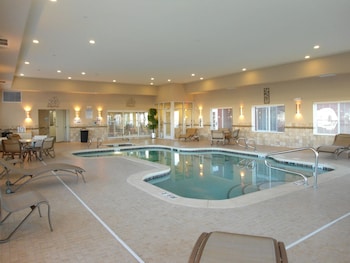 Holiday Inn Express & Suites Alpine Southeast By Ihg,Fort Stockton>>Alpine,3 star