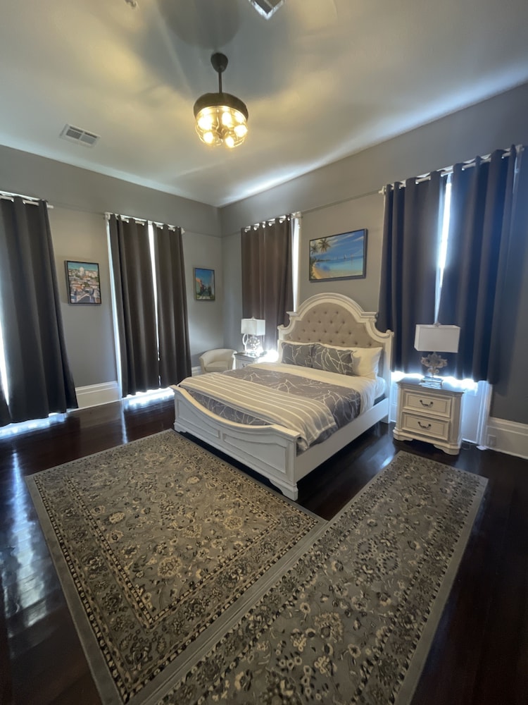the george manor