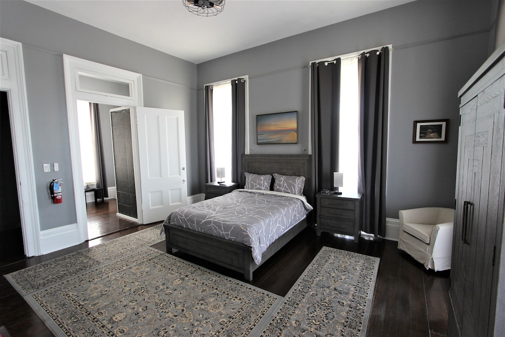 the george manor