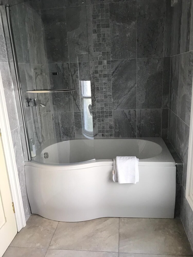 beautiful garden double room with private access