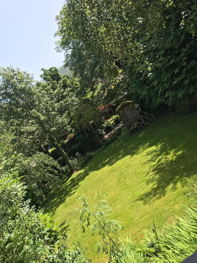 beautiful garden double room with private access