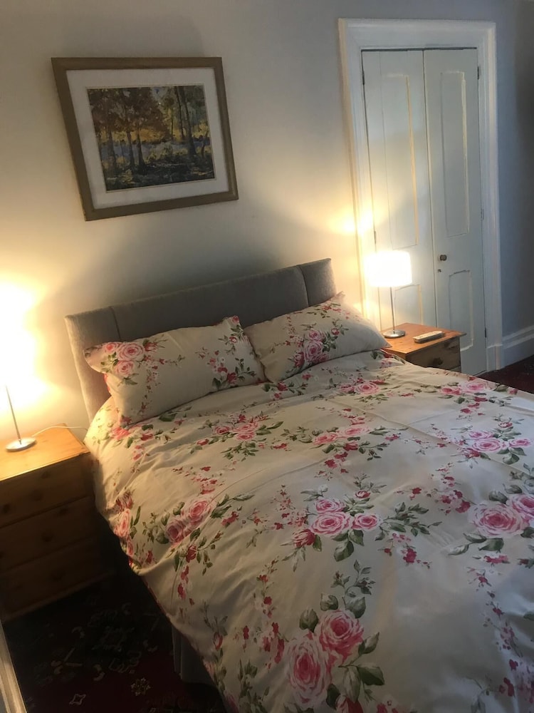beautiful garden double room with private access
