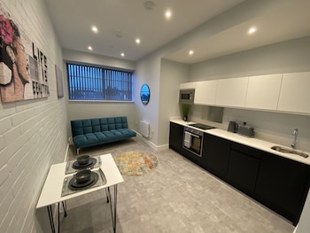 kempston suites liverpool apartment 10