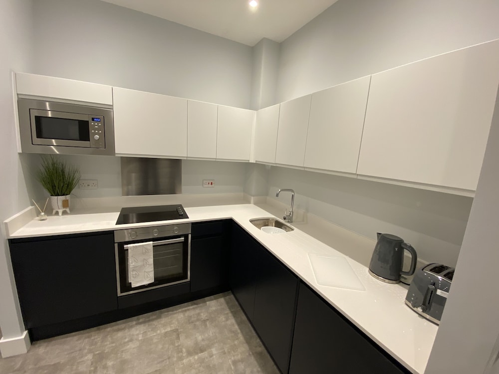kempston suites liverpool apartment 10
