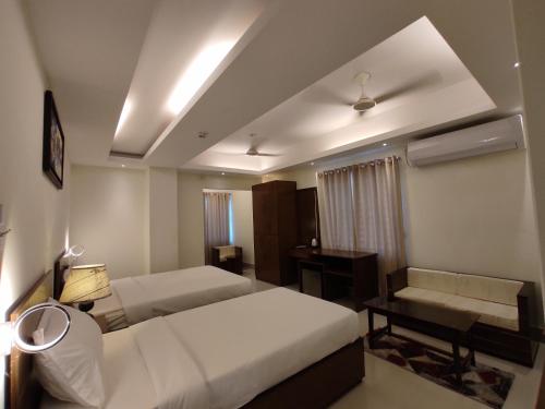 hotel the grand hyatt