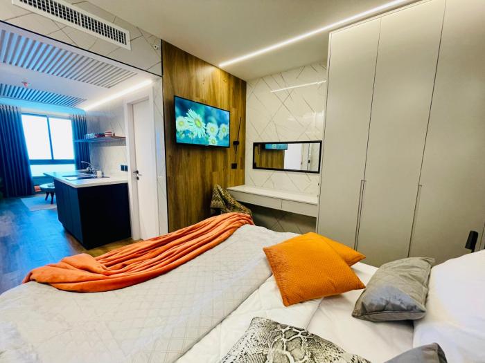c tower apartments