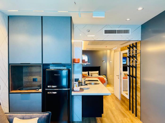 c tower apartments