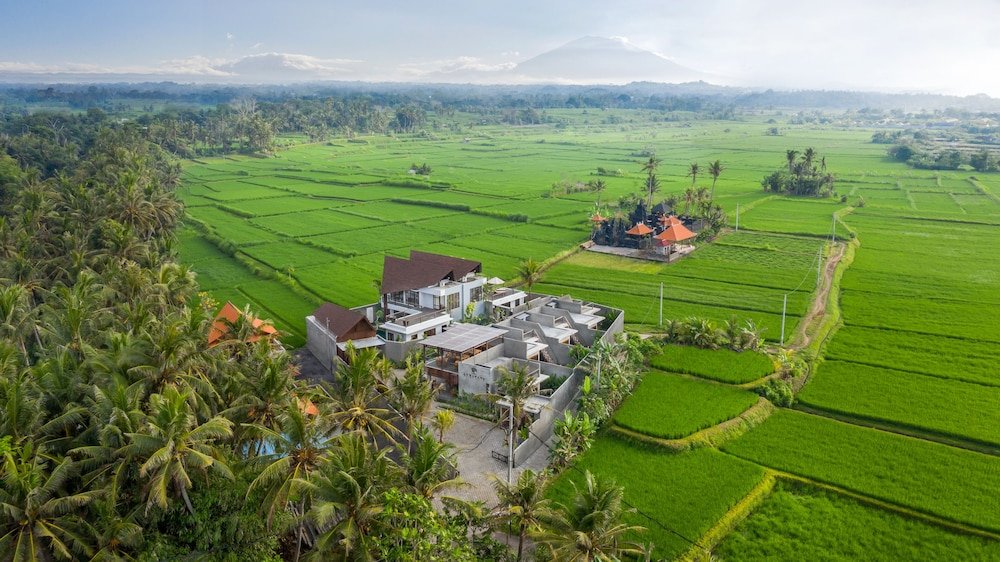 agrapana beach villa