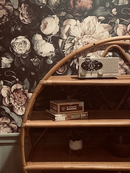 Fleur Noire Hotel,,3.5 star