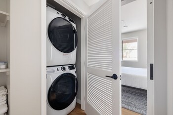 kasa university airport santa clara