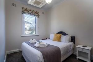 metropolitan hotel orange