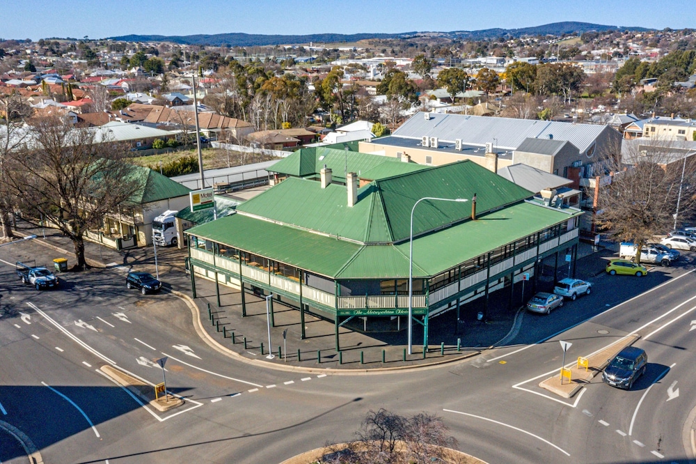 metropolitan hotel orange