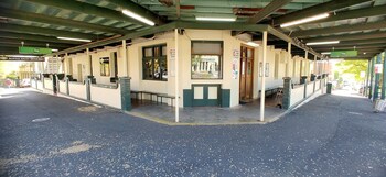 metropolitan hotel orange