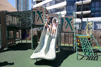 paradise resort gold coast