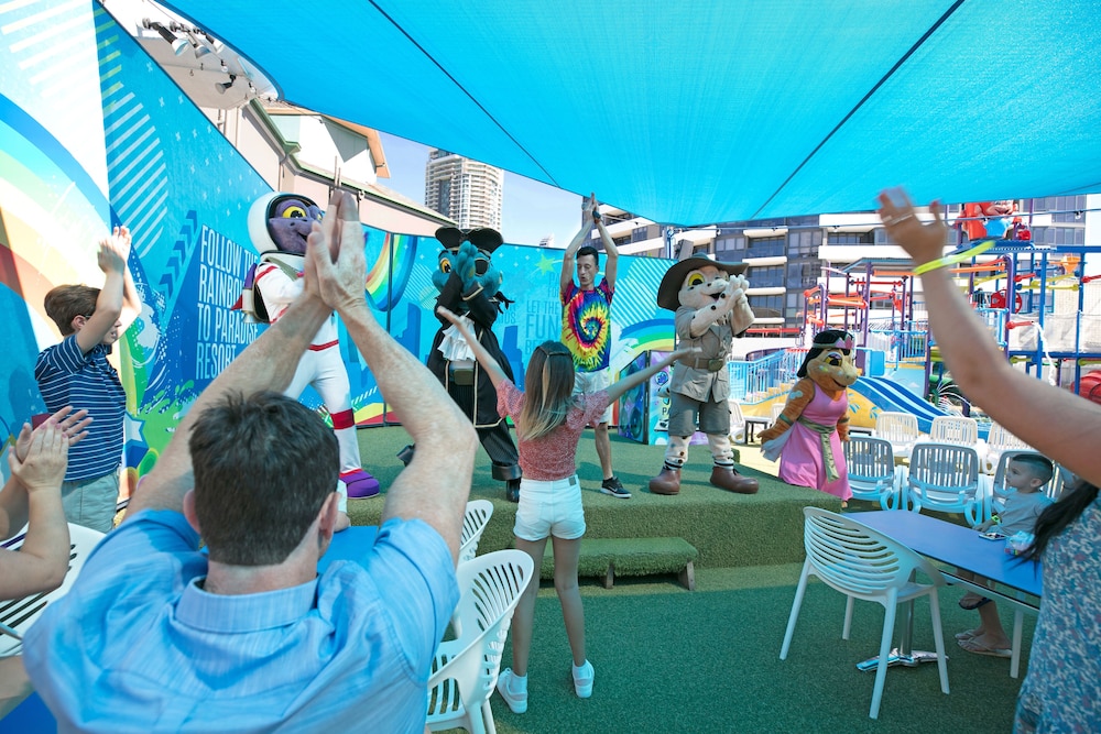 paradise resort gold coast