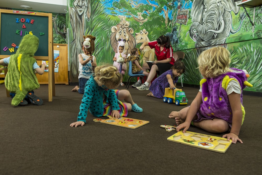 paradise resort gold coast