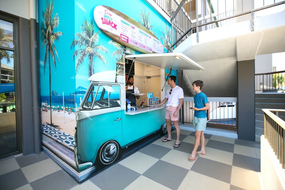 paradise resort gold coast