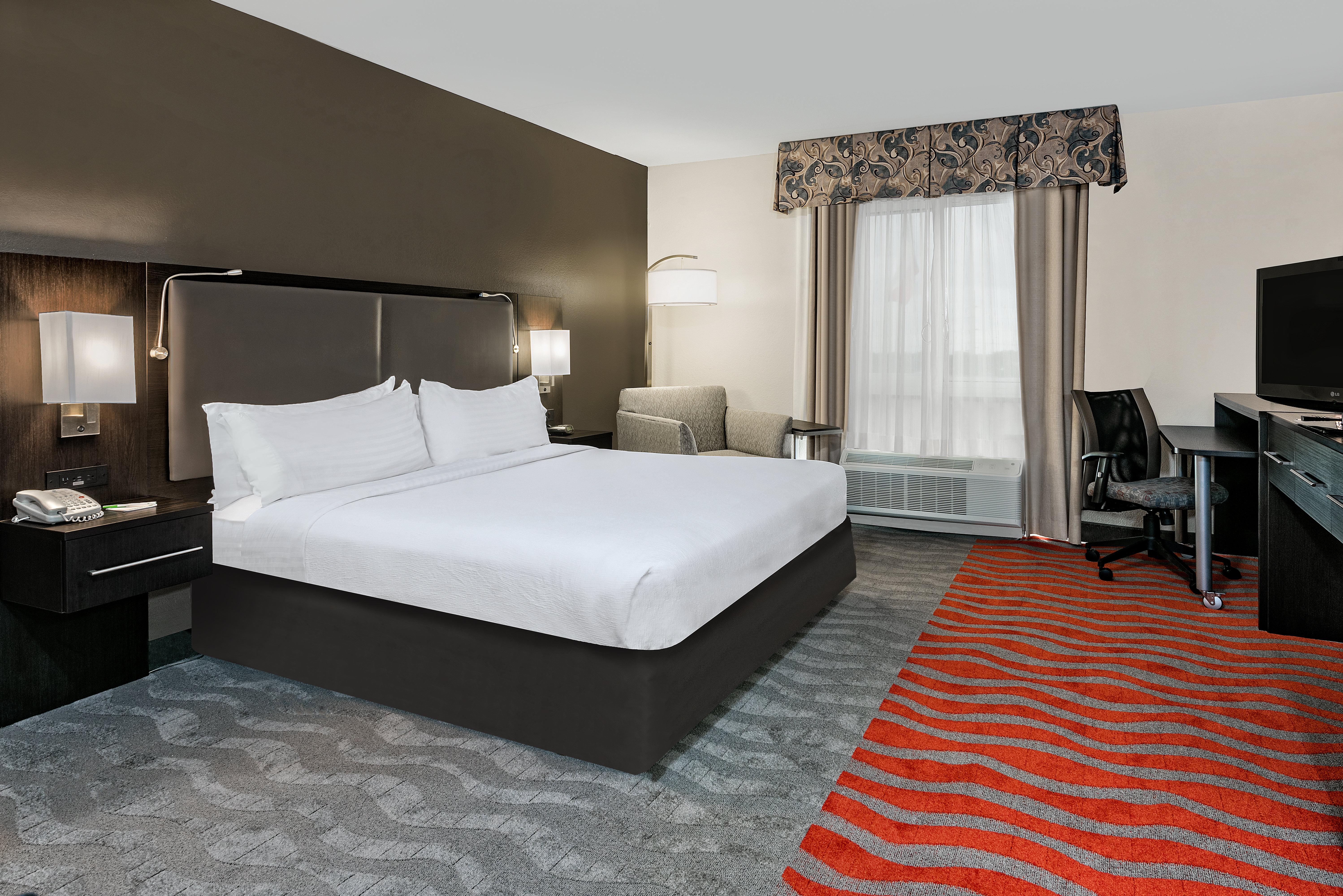 holiday inn and suites college station aggieland by ihg