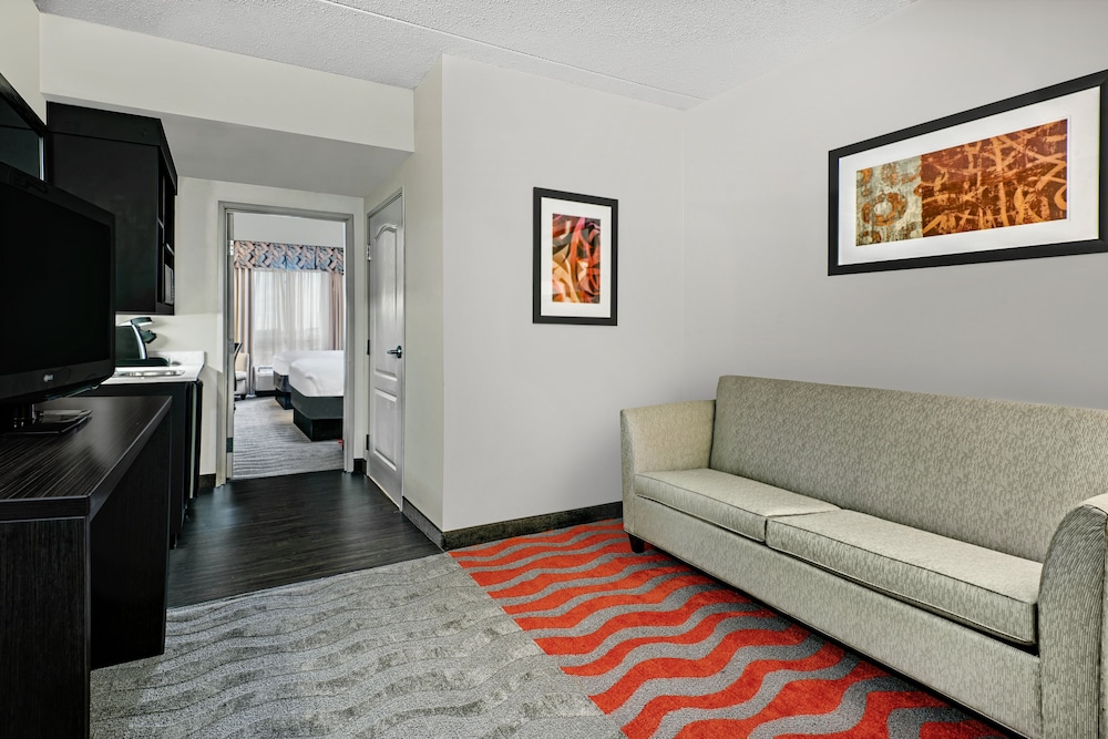 holiday inn and suites college station aggieland by ihg