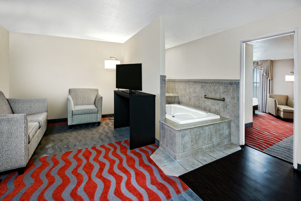 holiday inn and suites college station aggieland by ihg