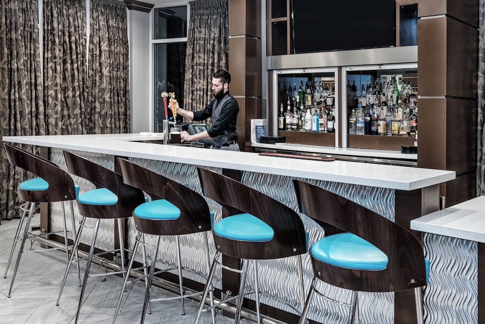 holiday inn and suites college station aggieland by ihg