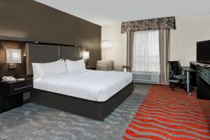 holiday inn and suites college station aggieland by ihg