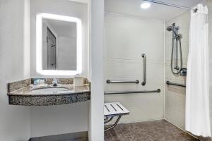 holiday inn and suites college station aggieland by ihg