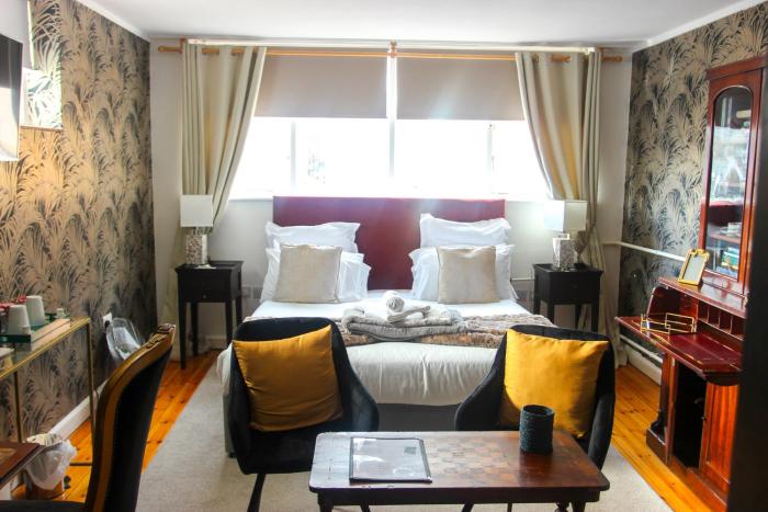 the bank hotel and bistro