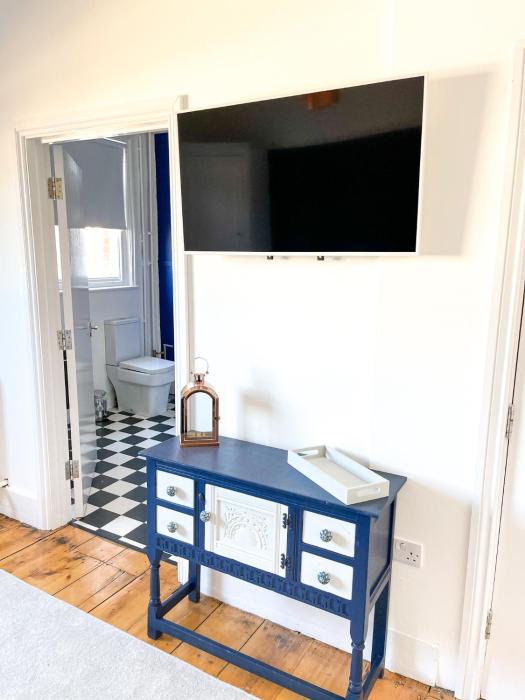 the bank hotel and bistro