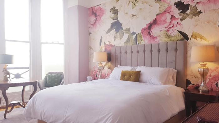 the bank hotel and bistro