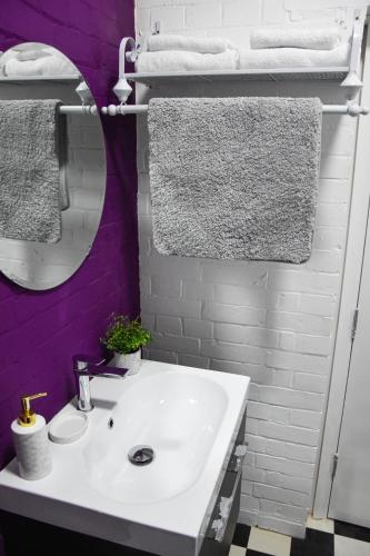 the bank hotel and bistro