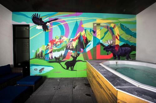 the block hotel and commons