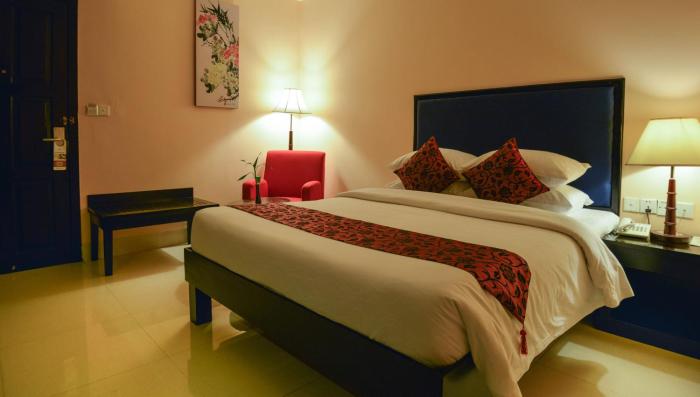 almond hotel sothearos