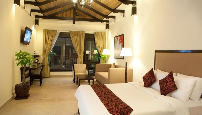 almond hotel sothearos