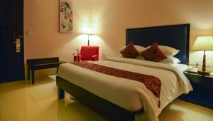 almond hotel sothearos