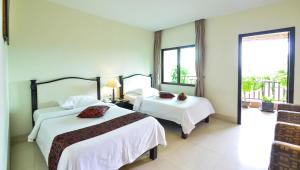 almond hotel sothearos